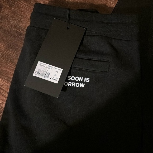 NWT! THE KOOPLES Men's Black Cotton Joggers with Contrasting Logo - Picture 9 of 10